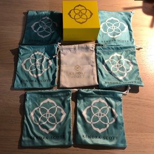 Kendra Scott bags/box